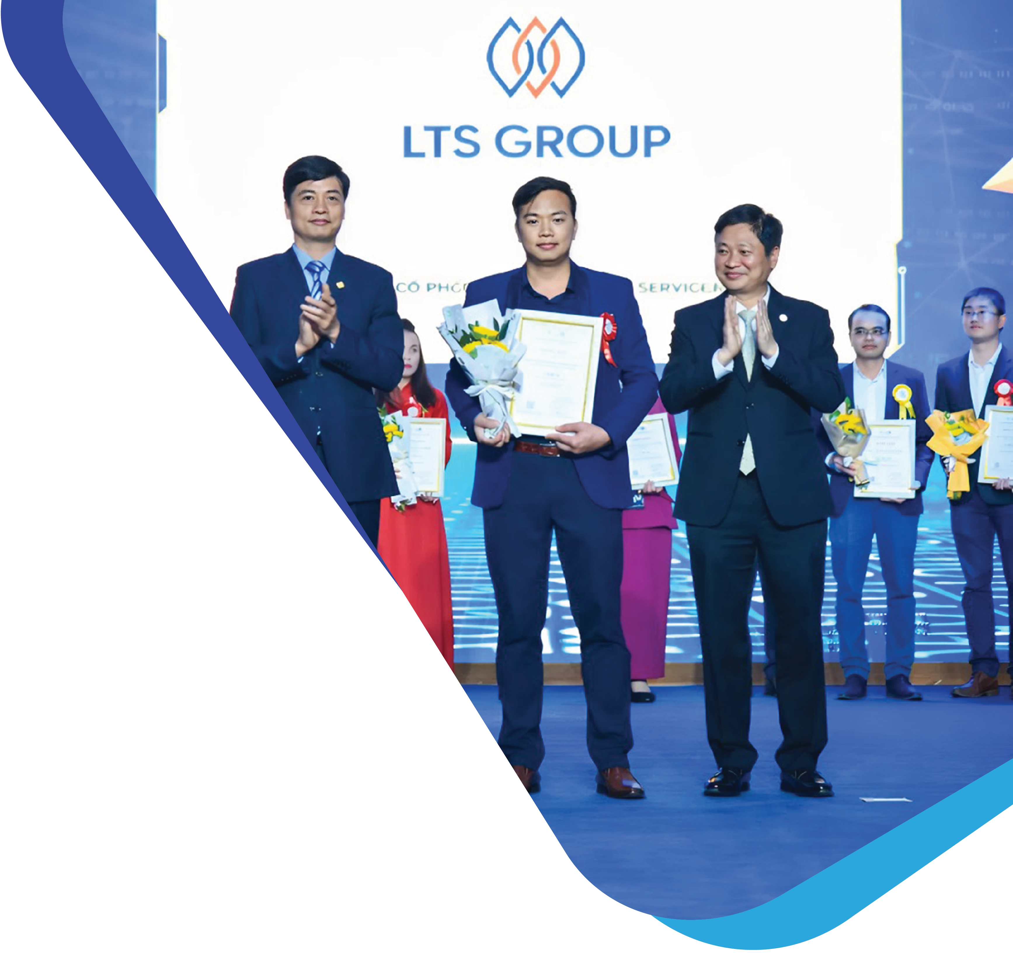 LTS Group Won Vietnam's Top 10 ICT Companies Awards for 3 Consecutive Years 2023, 2024 & 2025