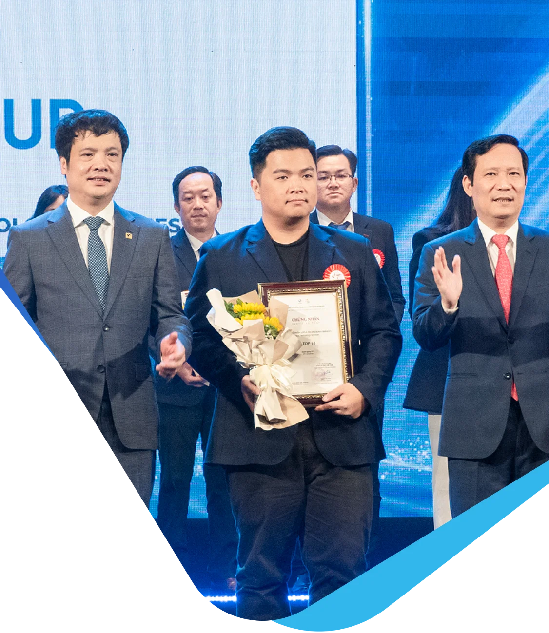LTS Group Won 2023 Vietnam's Top 10 ICT Companies Award